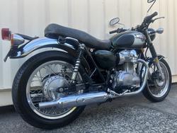2011 KAWASAKI W800 ROAD GREEN