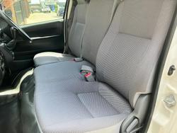 2010 Toyota Hiace TRH201R MY10 French Vanilla