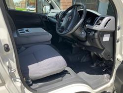 2010 Toyota Hiace TRH201R MY10 French Vanilla