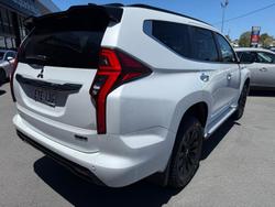 2022 Mitsubishi Pajero Sport GSR