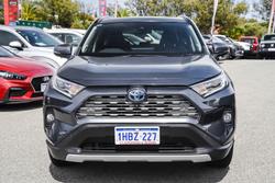 2020 Toyota
                RAV4 Cruiser