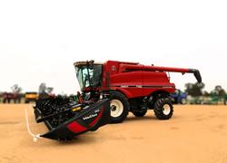 2019 CASE IH Case Ih 7150 Combine & Macdon D140 Rigid 40Ft Front