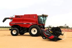 2019 CASE IH Case Ih 7150 Combine & Macdon D140 Rigid 40Ft Front
