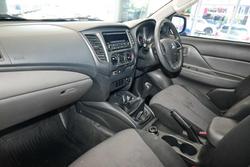 2015 Mitsubishi Triton GLX