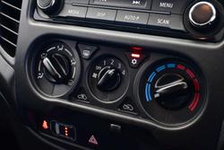 2015 Mitsubishi Triton GLX