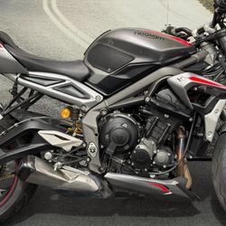 2021 Triumph 2021 TRIUMPH 675CC DAYTONA 675 SPORTS GREY/RED