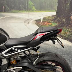 2021 Triumph 2021 TRIUMPH 675CC DAYTONA 675 SPORTS GREY/RED