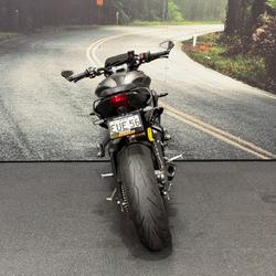 2021 Triumph 2021 TRIUMPH 675CC DAYTONA 675 SPORTS GREY/RED