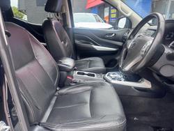 2018 Nissan Navara ST-X D23 Series 3 4X4 Dual Range Cosmic Black