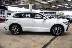 2025 Volkswagen Touareg 210TDI Elegance RC MY25 Four Wheel Drive Pure White