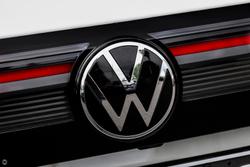 2025 Volkswagen Tiguan 195TSI R-Line CT MY25 Four Wheel Drive Pure White