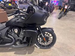 2025 Indian PURSUIT DARK HORSE BLACK