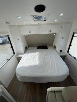 2018 Masterpiece Optimum 208