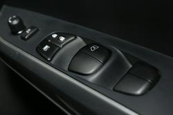 2023 Nissan Navara ST-X