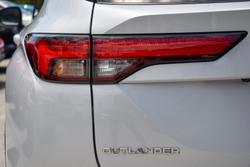 2023 Mitsubishi Outlander Exceed