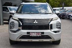 2023 Mitsubishi Outlander Exceed