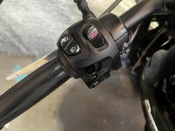 2016 VICTORY HAMMER 8-BALL Solid Black INT