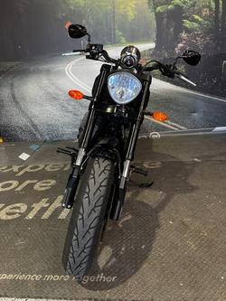 2016 VICTORY HAMMER 8-BALL Solid Black INT