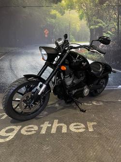 2016 VICTORY HAMMER 8-BALL Solid Black INT