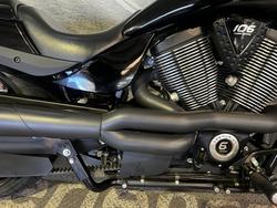 2016 VICTORY HAMMER 8-BALL Solid Black INT