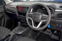 2025 Isuzu D-MAX LS-M