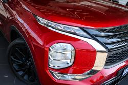 2023 Mitsubishi Outlander LS Black Edition