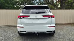 2021 Mitsubishi Outlander LS