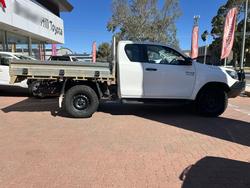 2019 Toyota Hilux SR