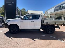2019 Toyota Hilux SR