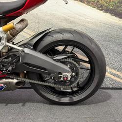 2014 DUCATI 899 PANIGALE Red