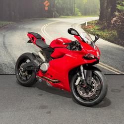 2014 DUCATI 899 PANIGALE Red