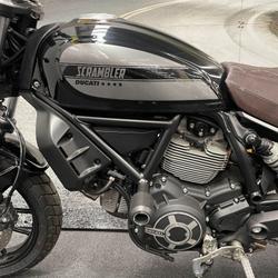 2016 DUCATI SCRAMBLER SIXTY2 Black
