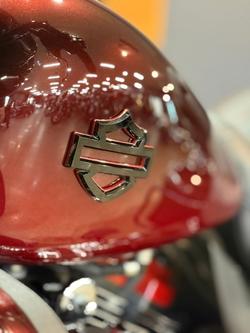 2017 Harley-davidson FLHTKSE CVO LIMITED Red