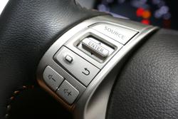 2020 Nissan Navara N-TREK