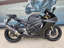 Suzuki GSX-R750