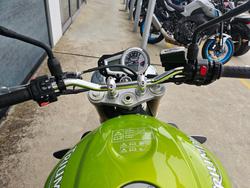 2010 Triumph STREET TRIPLE 675 Green