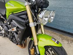 2010 Triumph STREET TRIPLE 675 Green