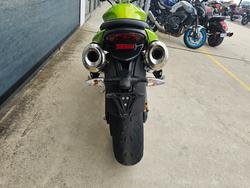 2010 Triumph STREET TRIPLE 675 Green