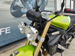 2010 Triumph STREET TRIPLE 675 Green