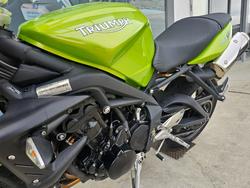 2010 Triumph STREET TRIPLE 675 Green