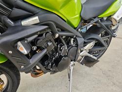 2010 Triumph STREET TRIPLE 675 Green