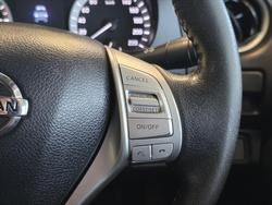 2015 Nissan Navara ST-X