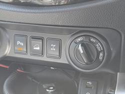 2015 Nissan Navara ST-X