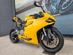 2014 DUCATI 899 PANIGALE White