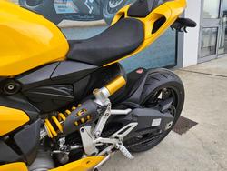 2014 DUCATI 899 PANIGALE White