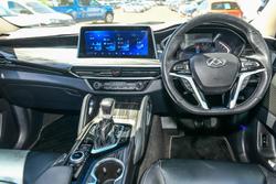 2022 LDV D90 Executive