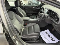 2018 HOLDEN COMMODORE RS-V