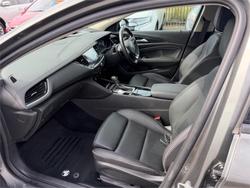 2018 HOLDEN COMMODORE RS-V