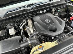 2019 Nissan Navara ST D23 Series 3 4X4 Dual Range Cosmic Black