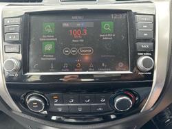 2019 Nissan Navara ST D23 Series 3 4X4 Dual Range Cosmic Black